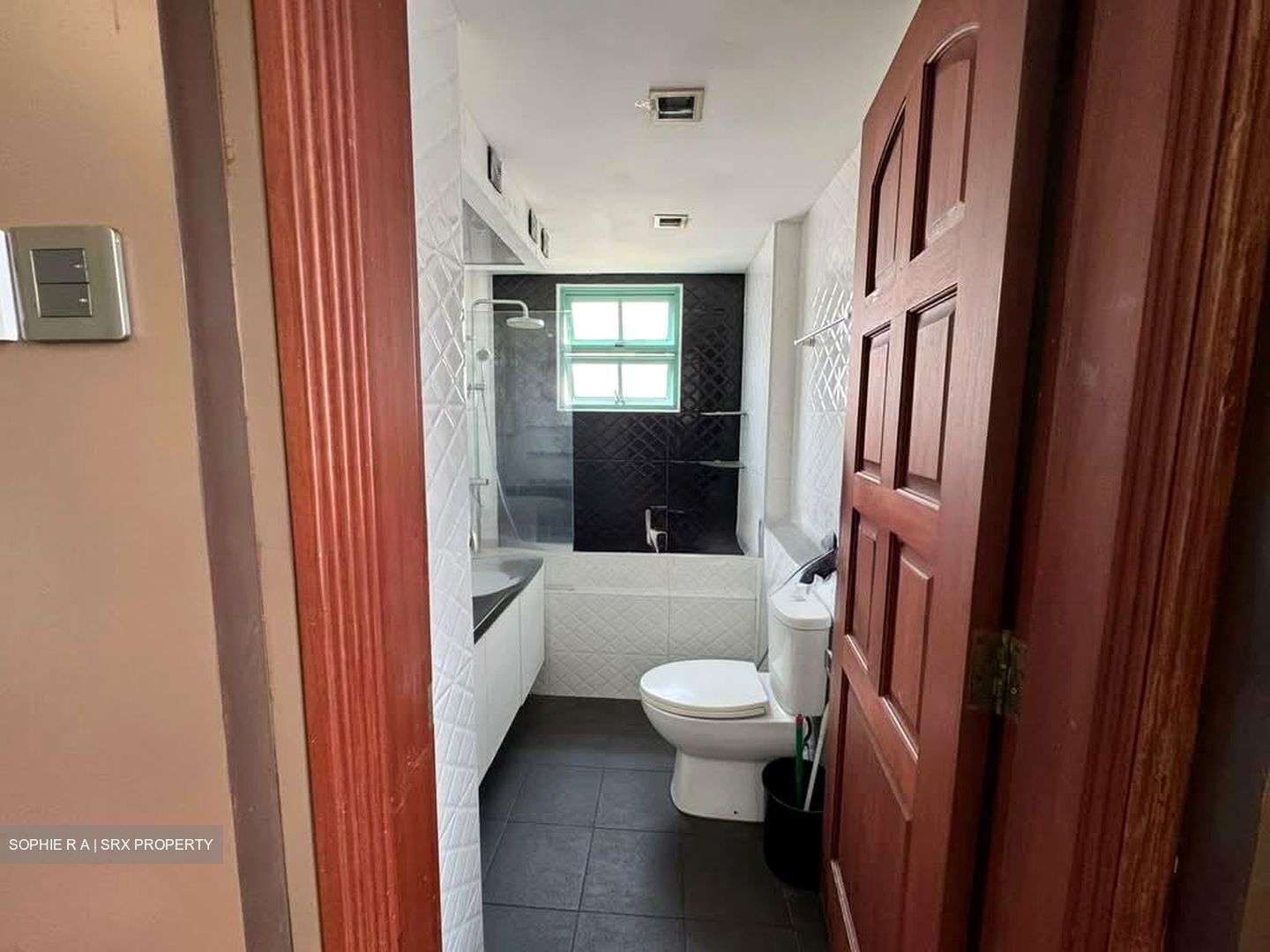 Ballota Park Condominium (D17), Condominium #570208091